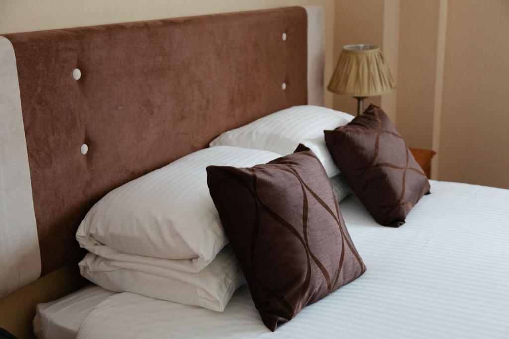 Caledonia Hotel Rosyth Habitación foto